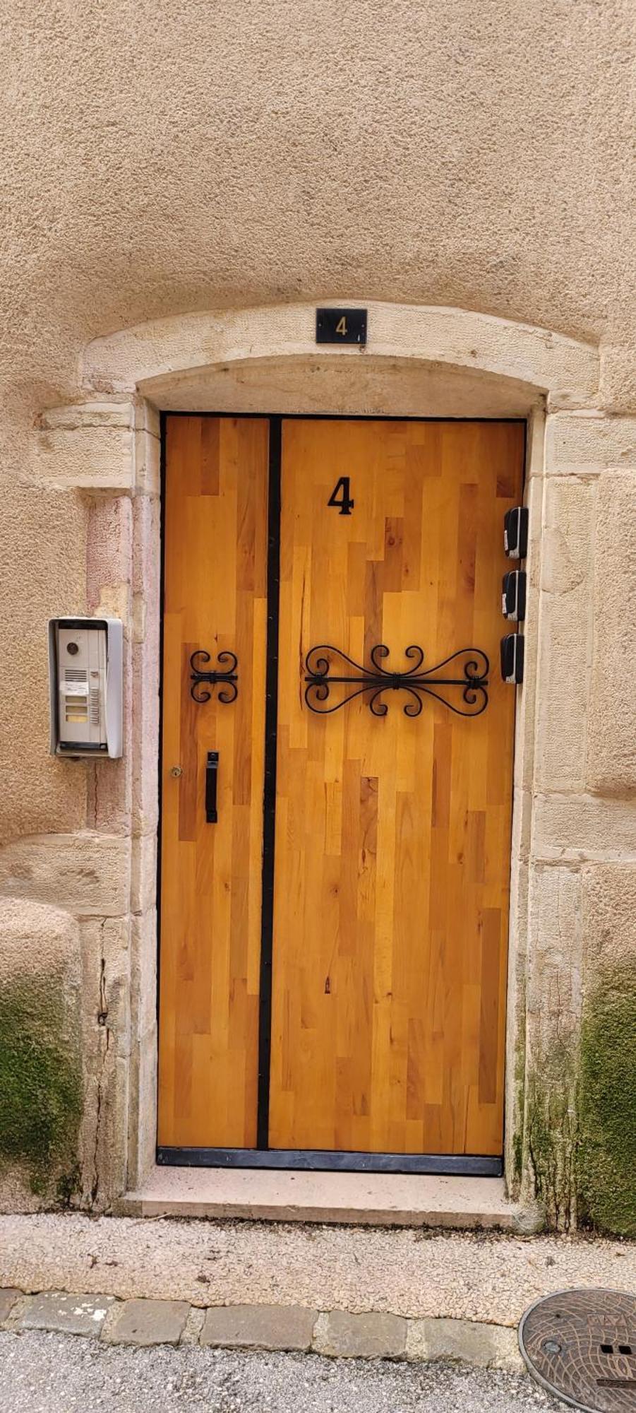 Des Histoires D'Anges - Cote Ville - 2 Meubles Classes - Accueil Velo Tournus Zewnętrze zdjęcie